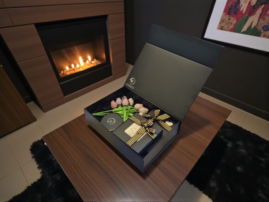 Discover premium scented candles in our luxury gift sets, perfect for treating yourself or a loved one.