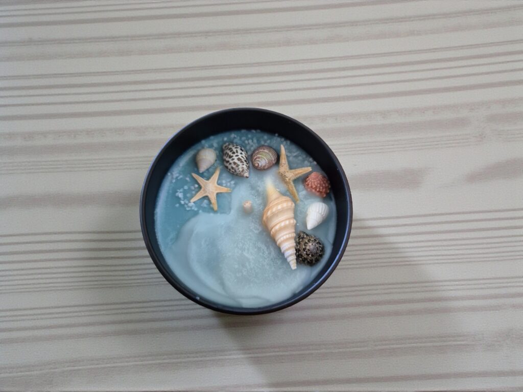 Explore our artisan ocean candles, crafted from natural soy wax for a stylish touch. Perfect gift for any occasion!